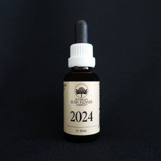 2024 Essence(オーストラリアンブッシュ)30ml《2024年 変容のエネルギーとの最適化》※軽減税率商品