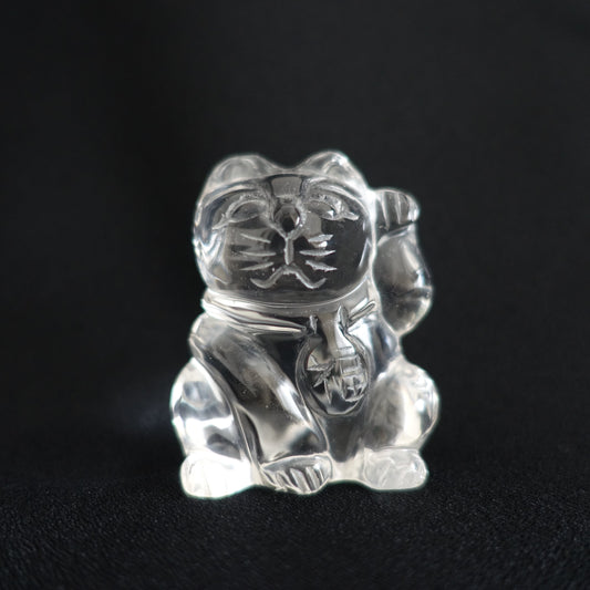 【送料無料】水晶製の招き猫《彫刻/高さ55mm 幅46.5mm》良縁・人脈・千客万来