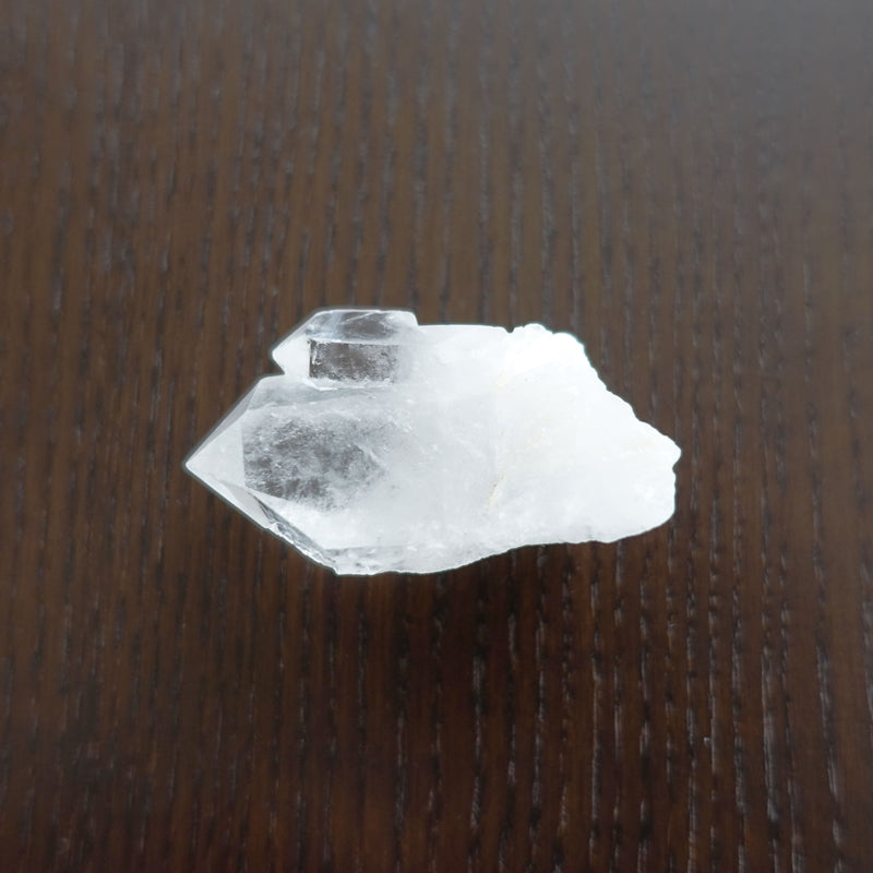 水晶原石ポイント55mm/40.6g《ドルフィン》親子の絆・大人と子供の共の成長に!