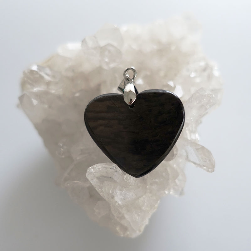 【送料無料】ハイパースシーン22mm×25mmハート型ペンダントトップ《ツヤツヤ/ぴかぴか/シック》silver925【ポスト投函対応可能商品】