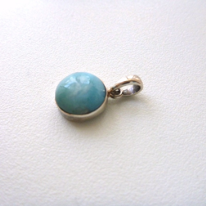 ラリマーAAAペンダントトップ10mm【希少】平和&調和【ポスト投函対応可能商品】