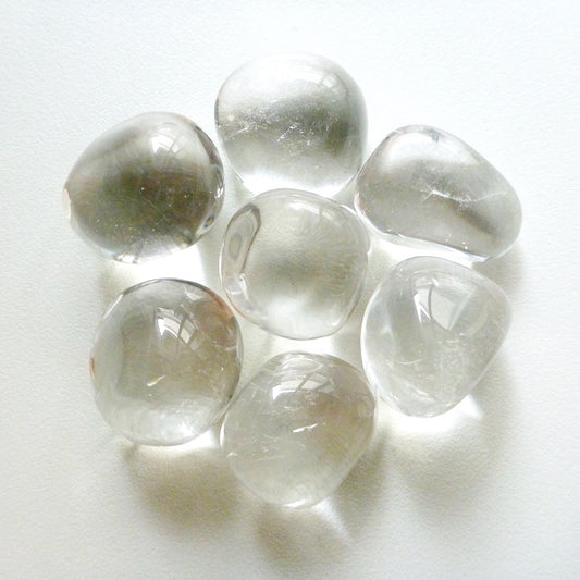 水晶 タンブルSA【1個販売】《クリア・幸運のシンボル・万能の石・浄化》【ポスト投函対応可能商品】