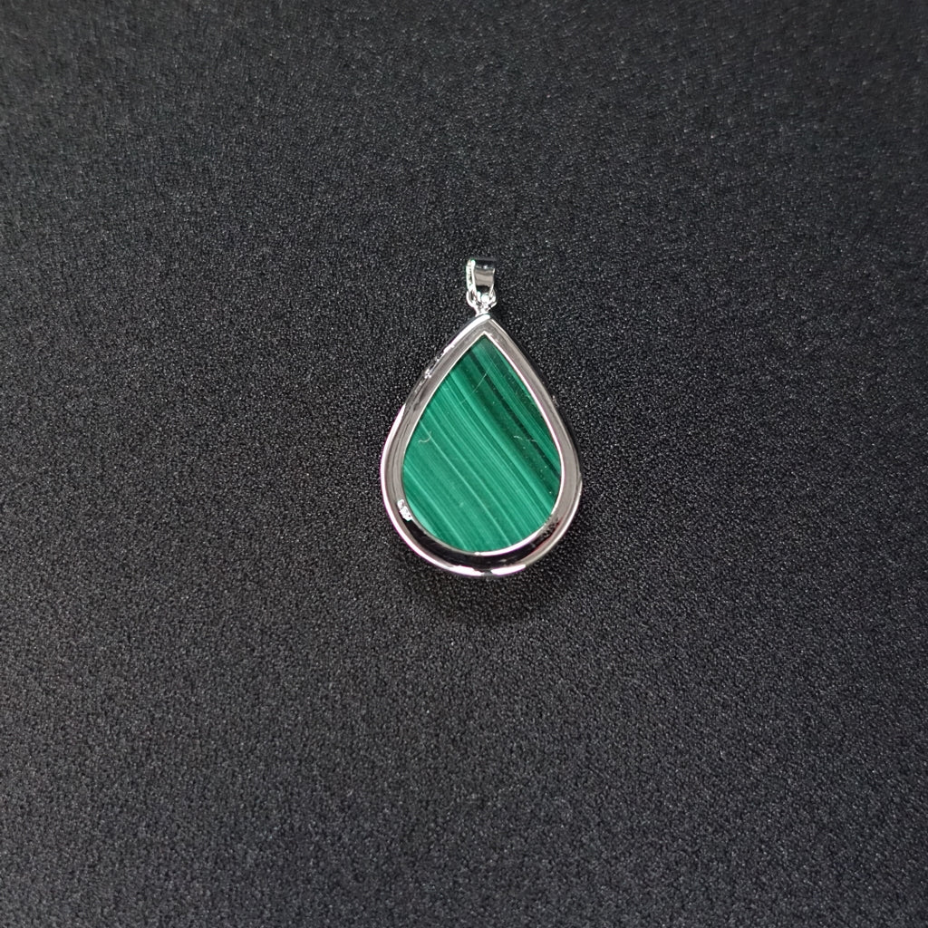 マラカイト ドロップ型ペンダントトップ《30mm×23mm》Silver925【ポスト投函対応可能商品】