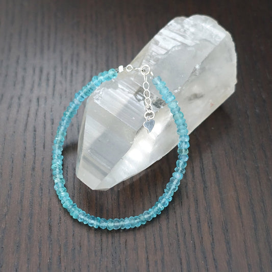 ブルーアパタイト 2×4mmボタンカット ブレスレット《金具(silver925)付/160mm+アジャスタ-20mm》【ポスト投函対応可能商品】
