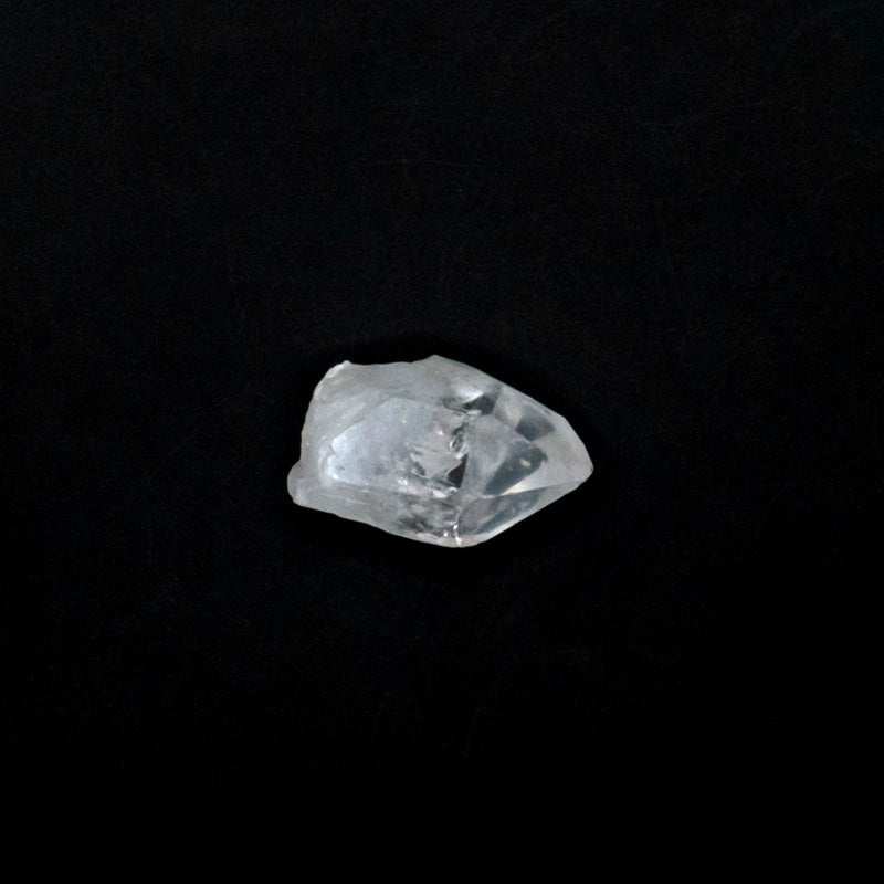 水晶ポイント(アーカンソー産)《ウィンドウ/タイムリンクフューチャー》36mm/22g