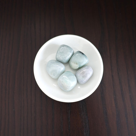翡翠(ヒスイ)ライトカラー タンブル【1個販売】《保護・落ち着き・健康》【ポスト投函対応可能商品】