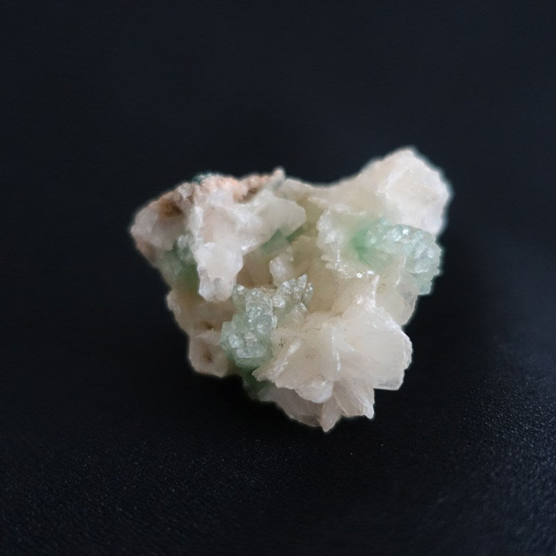 グリーンアポフィライト＆スティルバイト/ヒューランダイト 共生鉱物 原石《38.7g/レア！》