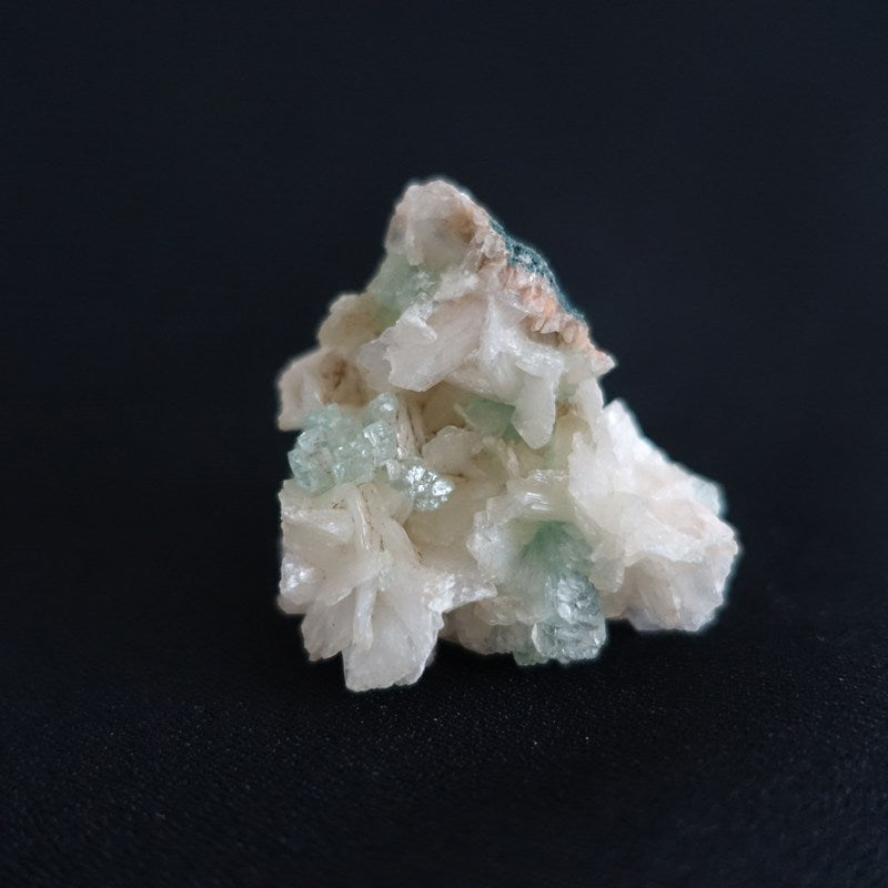 グリーンアポフィライト＆スティルバイト/ヒューランダイト 共生鉱物 原石《38.7g/レア！》