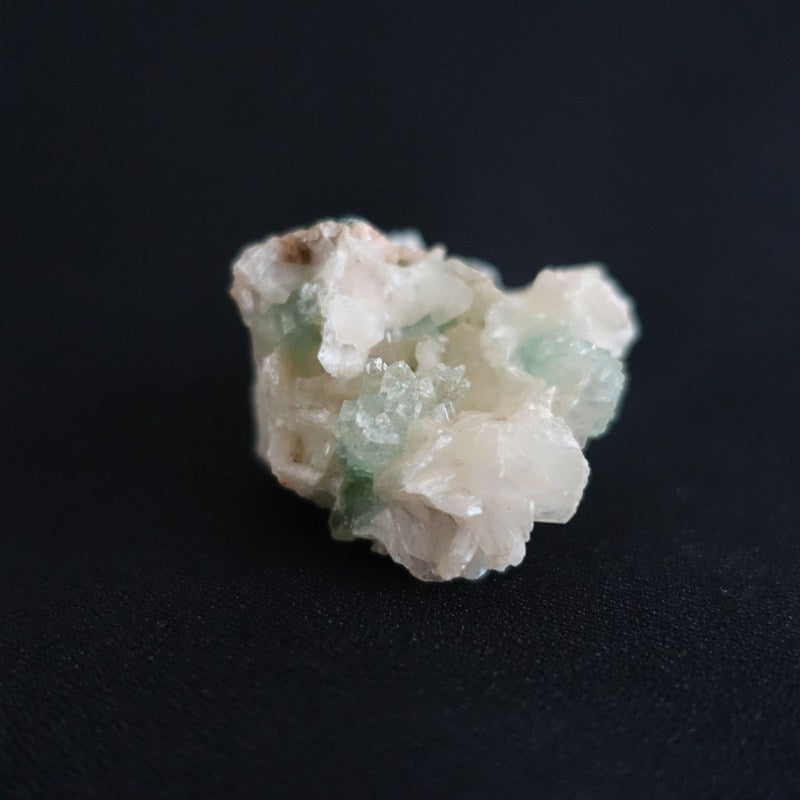 グリーンアポフィライト＆スティルバイト/ヒューランダイト 共生鉱物 原石《38.7g/レア！》