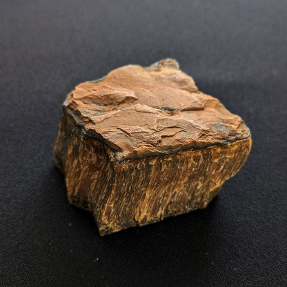 タイガーアイ原石《58mm/160.6g》グラウンディング・仕事運・金運