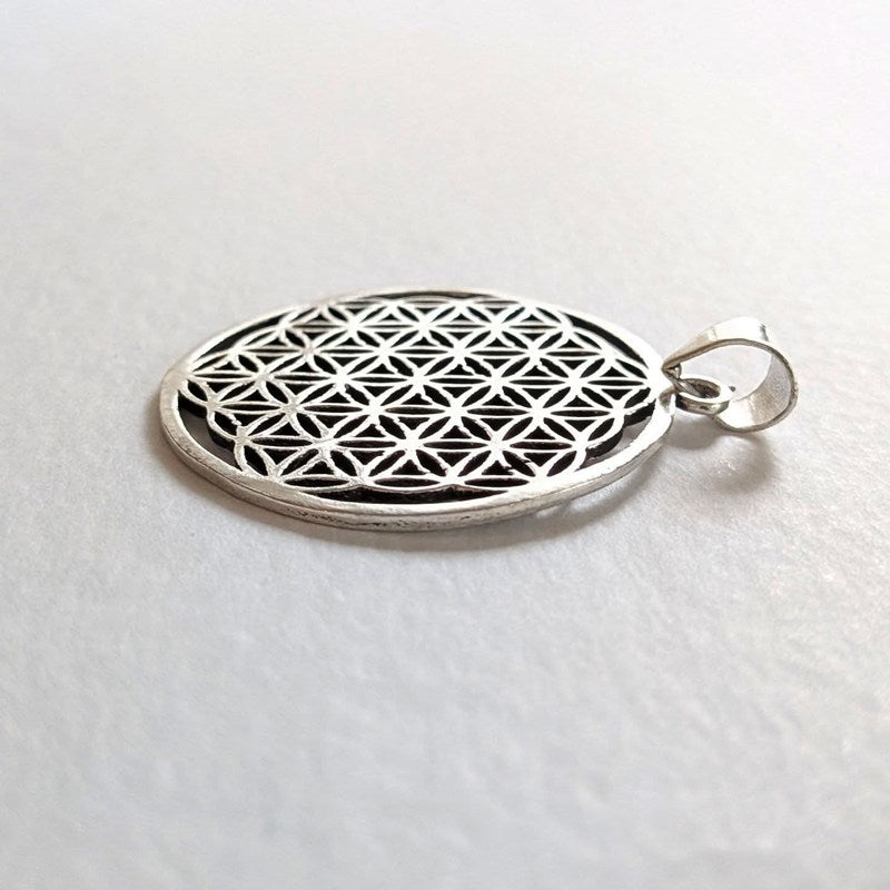 フラワーオブライフペンダントトップ《39mm/真鍮/神聖幾何学模様