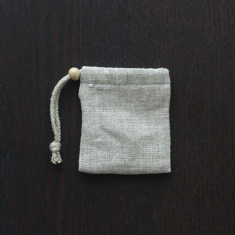 ヘンプ巾着(麻袋)M生成-11《タンブルや原石の持ち運びに便利》7cm×6cm